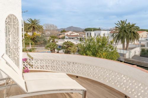 WELCS CASA 385 EMP con piscina y cerca del canal