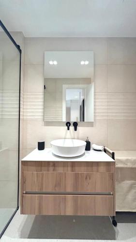 Quiet 1BR by Marina Zeas & Votsalakia Beach