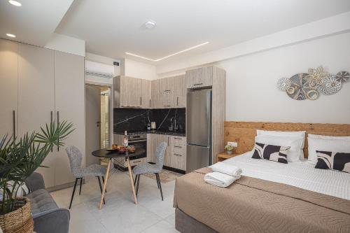 Kentro Living Heraklion City Suite A