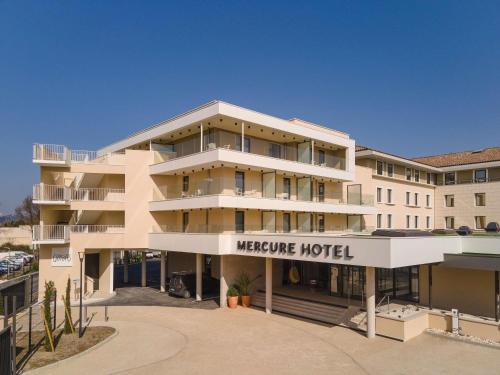 Mercure Avignon TGV Hotel & Spa photo 40