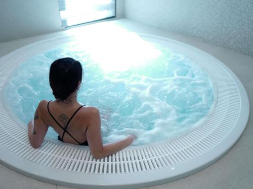Mercure Avignon TGV Hotel & Spa photo 111