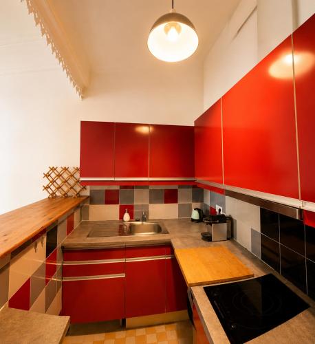 Spacieux appartement bourgeois au cœur du carré d'Or de Nice et Proche mer