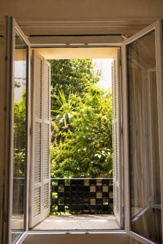 Spacieux appartement bourgeois au cœur du carré d'Or de Nice et Proche mer