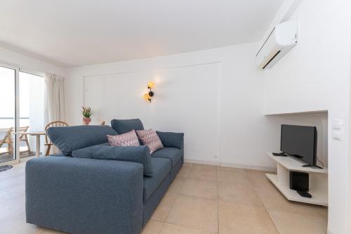 Studio with Beach & Pool Access Included - Golden Club