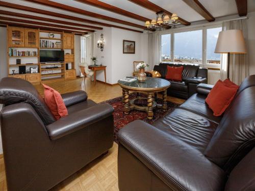 Apartment Chalet Shangri La by Interhome