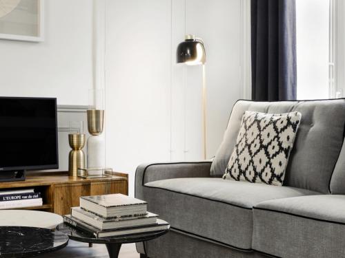 LivinParis - Luxury AC 4 Bedrooms Opera I