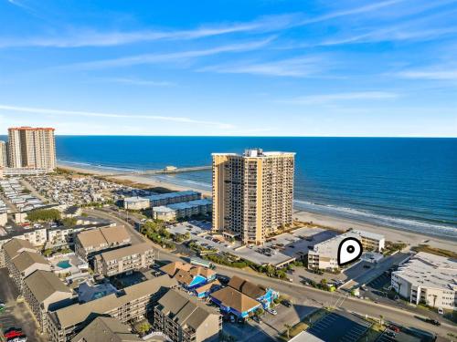 Beachside Condo - Sleeps 7! photo 17