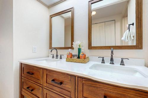 a bathroom with a sink and a mirror at Snowmas Village A4 in Snowmass Village
