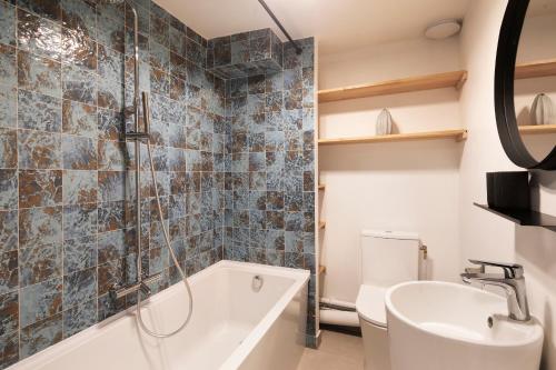 Duplex Hyper Centre Montorgueil - 60m2, 2 chambres et 2 salles de bain