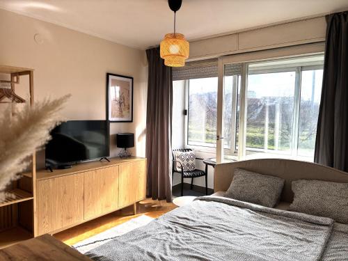 Urban escape studio apartment - Zagreb, Downtown with own parking spot in the garage
