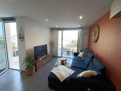 BRIGHT APARTMENT - PROMENADE DES ANGLAIS, Nice