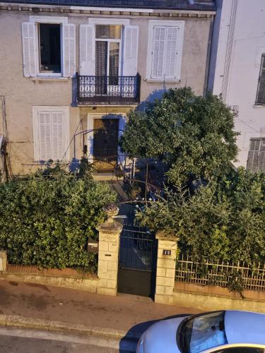 Luxury, newly renovated, 2-room apartment, Banana