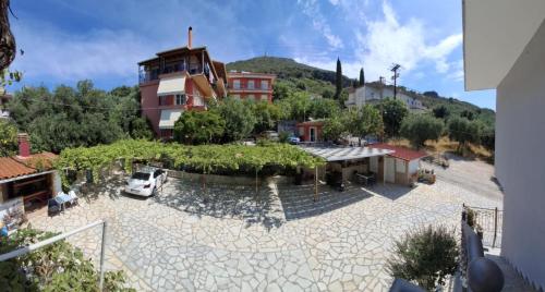 Elena Rista Studios
