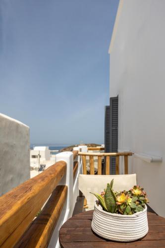 Despina Rooms Castle Area 300m from the port