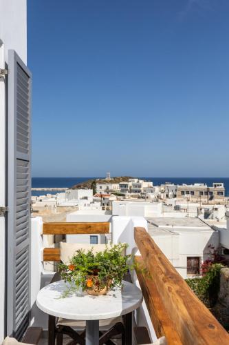 Despina Rooms Castle Area 300m from the port