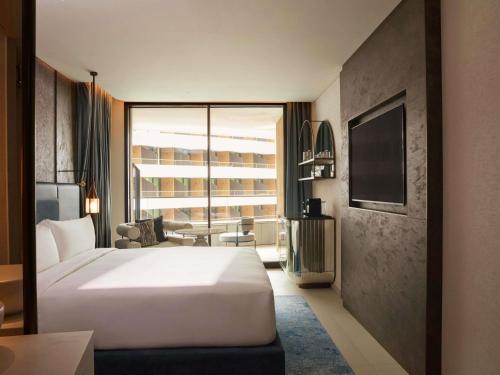 SLS Barcelona photo 144