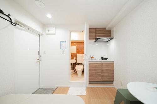 Promotion 301 Asakusa , 1 room, 8 mins to ST Max 2P 超高性价比 浅草全新装修 车站8分钟 最大2人
