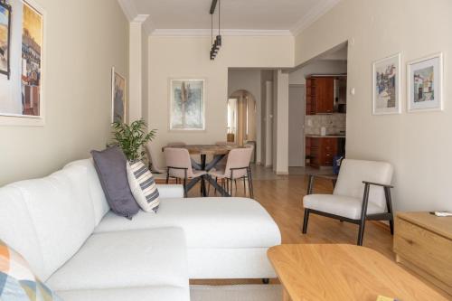 Spacious Stylish Luxurious Central