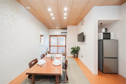 Xianmu 2LDK near Nanba丨Hanazonocho 7 mins丨Max 6 ppl