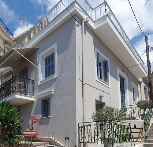 Μια μικρή φωλιά στην Μποέμ γειτονιά της Πάτρας!
