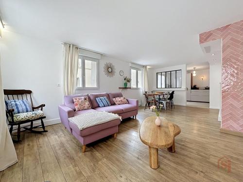 Duplex - 3 Bedrooms - AC - Heart of Samatan
