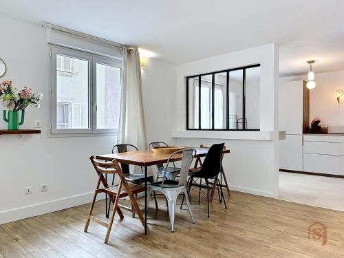 Duplex - 3 Bedrooms - AC - Heart of Samatan