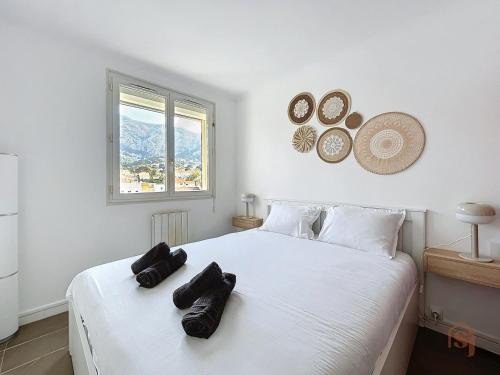Sea view - Balcony - Beach - Free parking