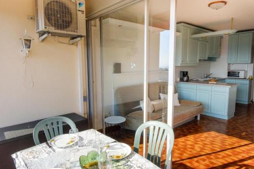 Apt in Sainte-Maxime swimming pool and tennis