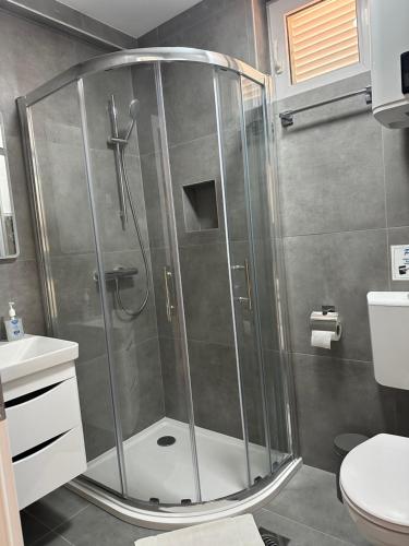 Apartments and Rooms Markovski