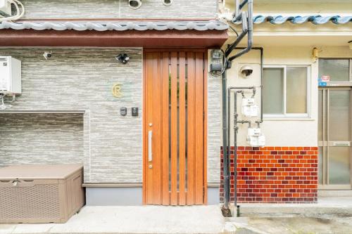 雅 広々リビング 和の空間でゆったりと過ごす ベッド6台 一棟完全貸切