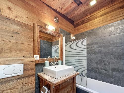 Matterhorn Alpine Hideaway, Cozy Renovated Condo