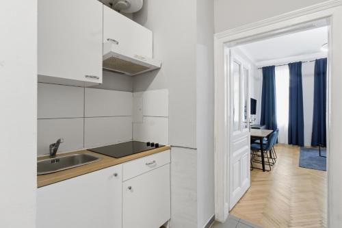 Near Lugner City - U6 Burggasse-Stadthalle - 1BR