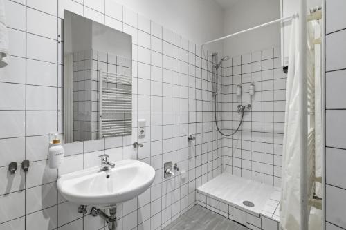 Close to Stadthalle I 5 Min to Lugner City