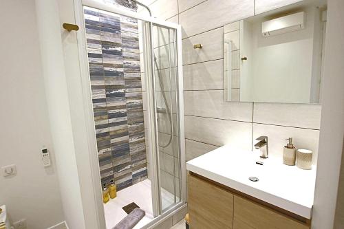 CANNES City center - Brand New 1 bedroom - Walk to palais