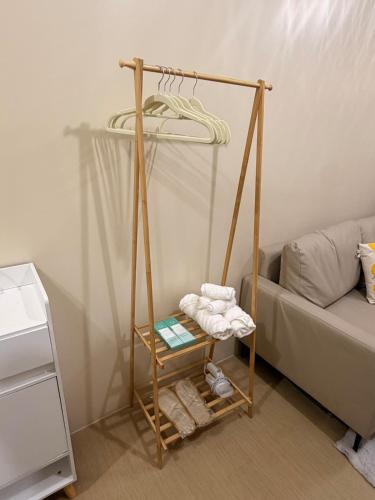 a room with a swing with a bed at The Nook at Avida Towers 2 CDO in Cagayan de Oro