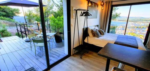 LE ROUQUIER Studio Terrasse, Vue Exceptionnelle, Climatisation