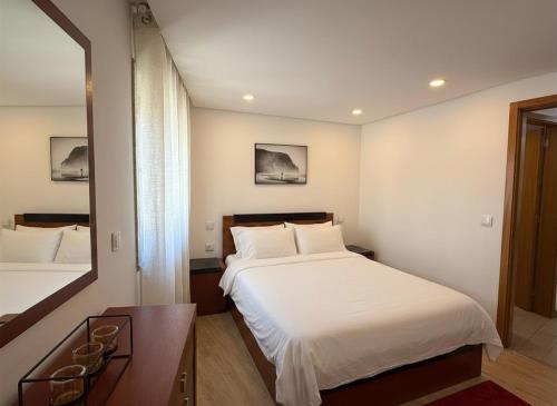 Charming Apartment with Balcony in Campanhã