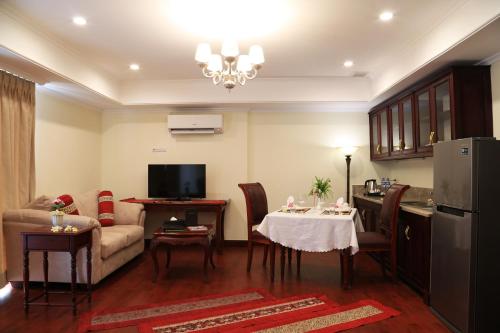 Gallery image of Phasouk Vien Chantra Hotel in Vientiane