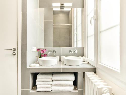 LivinParis - Luxury 2 Bedrooms Le Marais I
