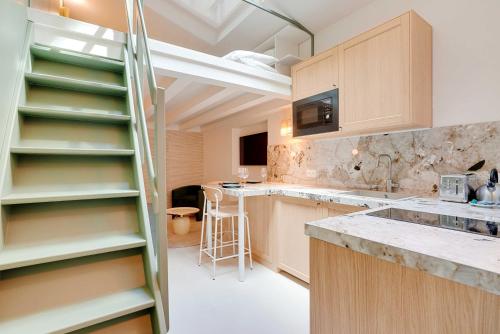 Chic and Cosy Apartment-Canal Saint Martin