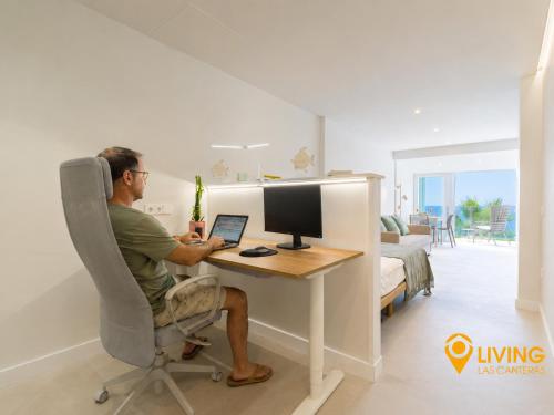 Living Las Canteras Homes- BEACHFRONT AQUAMARINA