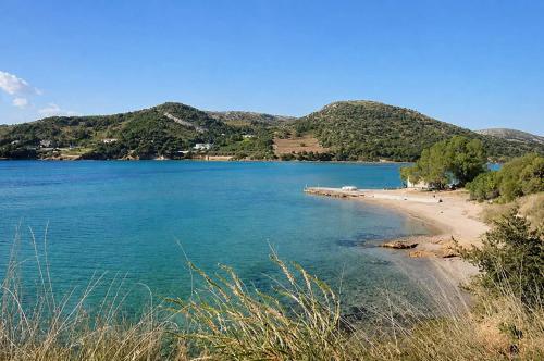 Artemida Olive Gem - Sunny Balcony Views & Parking