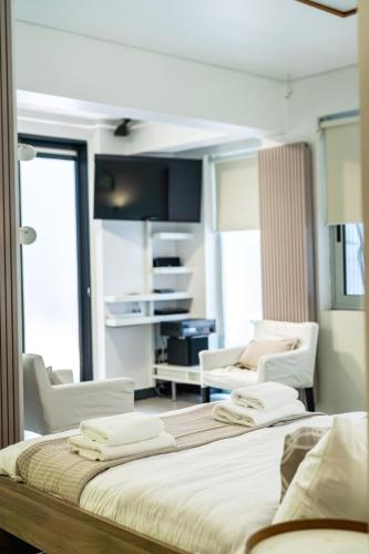 Abaza Apartment by GK Hospitality Group