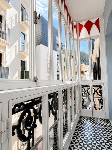Foto Grand Central House - Classic One Bedroom - GibraltarStay Apartments 6