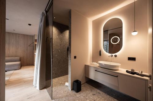 Alma Alpina Lodge, Adults Only