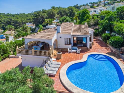 Villa Elisea Retreat | Pool, BBQ Holiday Vibes