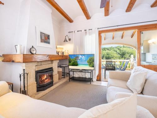 Villa Elisea Retreat | Pool, BBQ Holiday Vibes