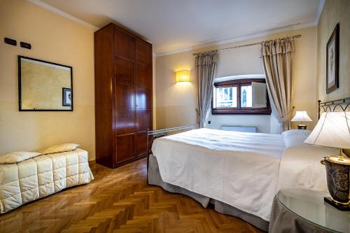 Palazzo Gamba Apartments al Duomo photo 19