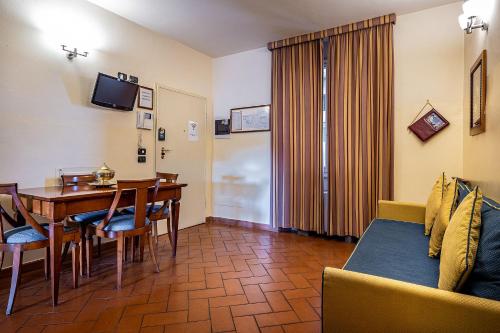 Palazzo Gamba Apartments al Duomo photo 21