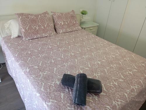 King Size bed room for Men